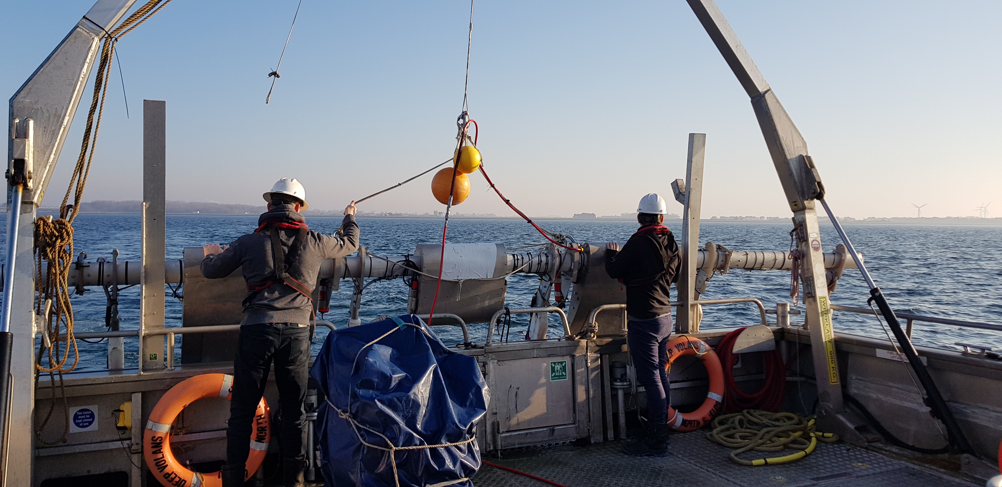 MEDIOR HYDROGRAPHIC SURVEYOR